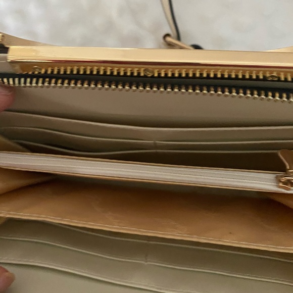 Frida crossbody purse - Picture 3 of 3